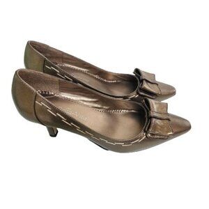 Bella Vita Presto Bronze Kidskin Leather Bow Front Kitten Heels Size 8M